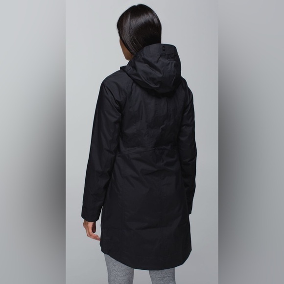 Lululemon Right As Rain Jacket - Picture 7 of 8